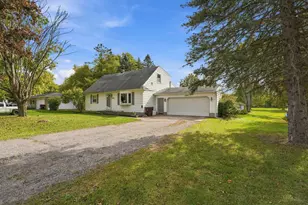 4890 E Saint Joe Hwy, Grand Ledge, MI 48837 - Photo 2