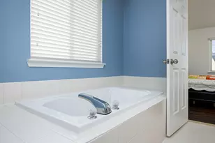 9582 Falmouth Dr, Ypsilanti, MI 48197 - Photo 28