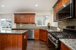 9582 Falmouth Dr, Ypsilanti, MI 48197 - Photo 8
