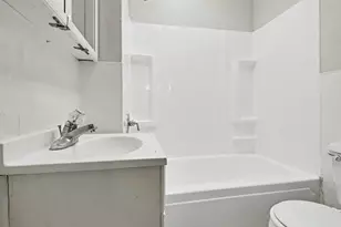 490 E Emmett Street E, Battle Creek, MI 49017 - Photo 14