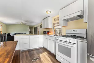 [Address not provided], Holland, MI 49424 - Photo 6