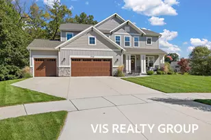17948 Spring Tree Ct, Spring Lake, MI 49456 - Photo 2