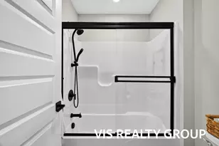 17948 Spring Tree Ct, Spring Lake, MI 49456 - Photo 64