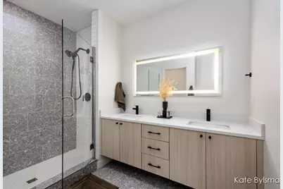 144 Oakes Street SW #1903, Grand Rapids, MI 49503 - Photo 24