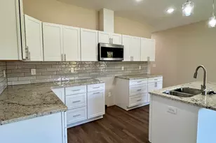 874 3rd Ave, Lake Odessa, MI 48849 - Photo 6