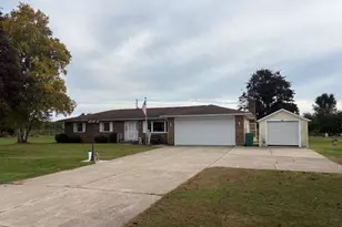 18051 M-86, Three Rivers, MI 49093 - Photo 2