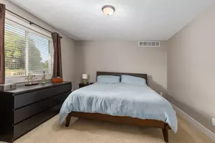 1074 Serenity Ridge Dr, Wayland, MI 49348 - Photo 16