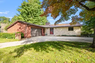 8138 Heritage Dr, Kalamazoo, MI 49009 - Photo 2
