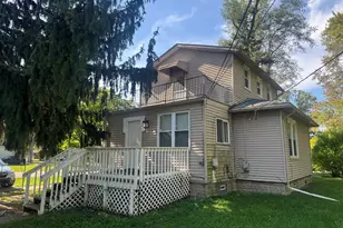 28704 Aberdeen St, Southfield, MI 48076 - Photo 2