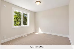 3049 Arbor Creek Dr SE, Kentwood, MI 49512 - Photo 8
