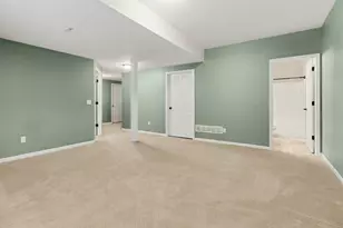 1724 Enclave Ln, Ann Arbor, MI 48103 - Photo 20