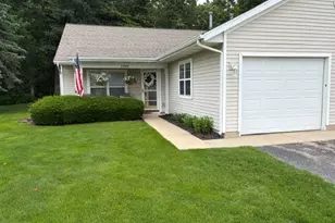 3345 Clear Vista Ct NE, Grand Rapids, MI 49525 - Photo 2