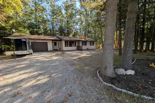 212 S Broton Rd, Muskegon, MI 49442 - Photo 30