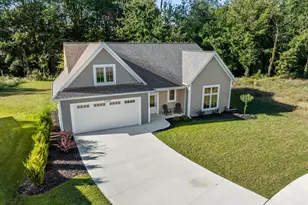 1468 Maplewood Dr, Jenison, MI 49428 - Photo 22