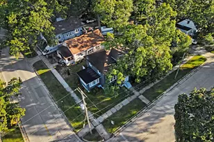 210 E Larch Ave, Muskegon, MI 49442 - Photo 28