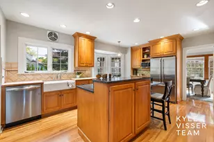 950 Pinecrest Ave SE, East Grand Rapids, MI 49506 - Photo 12
