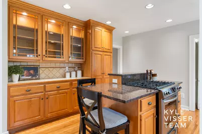 950 Pinecrest Avenue SE, East Grand Rapids, MI 49506 - Photo 14