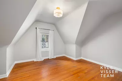950 Pinecrest Avenue SE, East Grand Rapids, MI 49506 - Photo 26