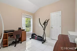 985 Thornwyk Dr NW, Grand Rapids, MI 49534 - Photo 28