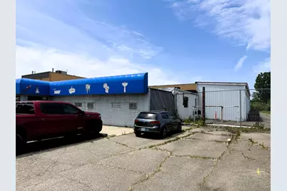 24155 Groesbeck Highway, Warren, MI 48089 - Photo 2