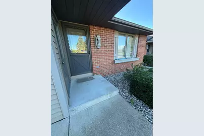 286 Molen Drive, Zeeland, MI 49464 - Photo 2