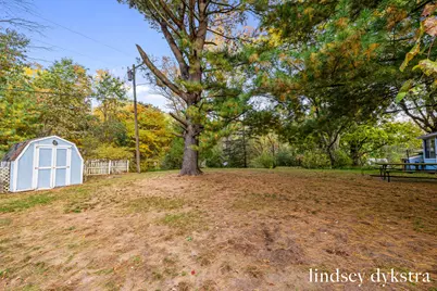 7801 Courtland Drive NE, Rockford, MI 49341 - Photo 40