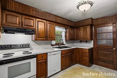 7801 Courtland Drive NE, Rockford, MI 49341 - Photo 14