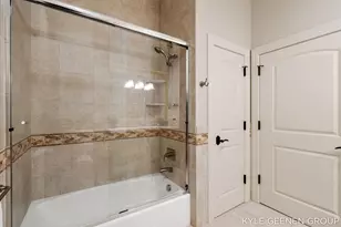 141 Central Ave, Holland, MI 49423 - Photo 30