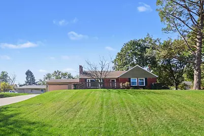 167 University Drive, Howell, MI 48843 - Photo 2