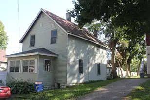 418 Breens Ct SW, Grand Rapids, MI 49503 - Photo 2