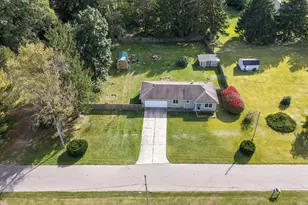 24369 Oak St, Edwardsburg, MI 49112 - Photo 18