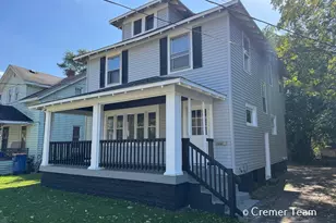1034 Hall St SE, Grand Rapids, MI 49507 - Photo 2