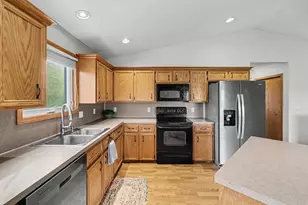11682 Spruceview Dr, Allendale, MI 49401 - Photo 12