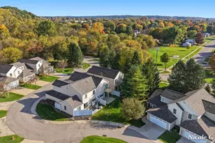 2000 Conservation Tr, Lowell, MI 49331 - Photo 6