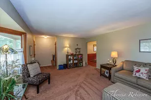 2147 Dewberry Dr NE, Grand Rapids, MI 49505 - Photo 4