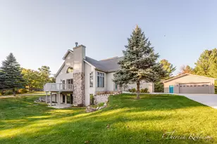 11475 Sandy Bottom Rd NE, Rockford, MI 49341 - Photo 2