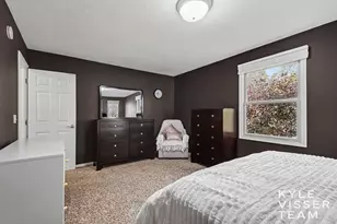 3532 Breezewood Dr SE, Kentwood, MI 49512 - Photo 10
