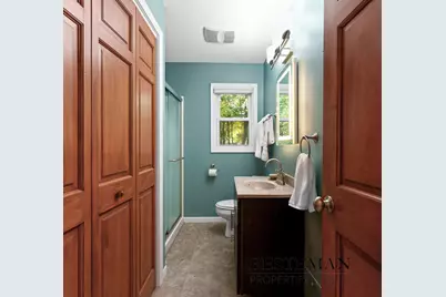 740 E Fennwood Circle, Muskegon, MI 49445 - Photo 24