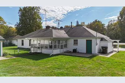 29370 M 62 W, Dowagiac, MI 49047 - Photo 2