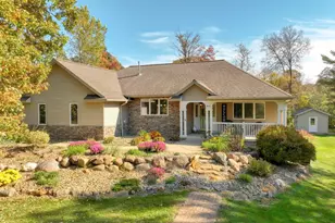 3846 Nelson Dr, Jackson, MI 49203 - Photo 1