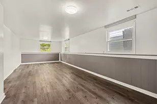 6311 Avon St, Portage, MI 49024 - Photo 10