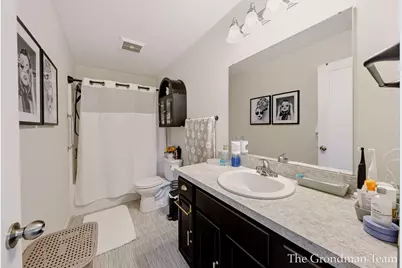 4272 Old Farm Drive, Wayland, MI 49348 - Photo 16