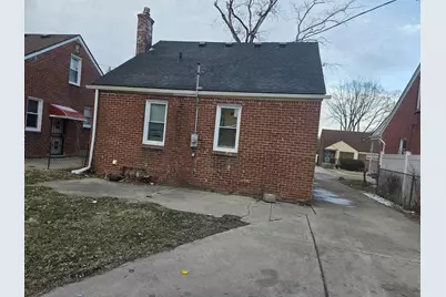 18556 Kentfield Street, Detroit, MI 48219 - Photo 2