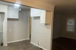 18556 Kentfield St, Detroit, MI 48219 - Photo 6