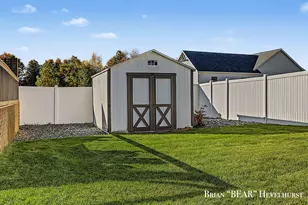 7829 Chelmsford Dr SW, Byron Center, MI 49315 - Photo 36