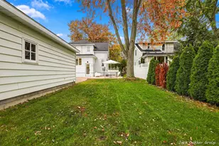 118 W Central Ave, Zeeland, MI 49464 - Photo 44