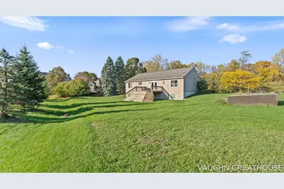 3383 Charlevoix Drive SE, Grand Rapids, MI 49546 - Photo 44