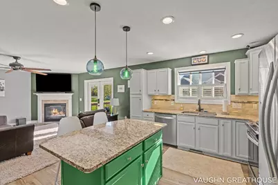 3383 Charlevoix Drive SE, Grand Rapids, MI 49546 - Photo 16
