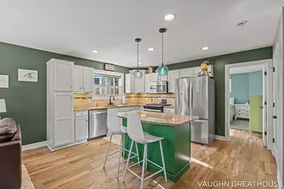 3383 Charlevoix Drive SE, Grand Rapids, MI 49546 - Photo 14