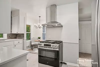 241 Baynton Avenue NE, Grand Rapids, MI 49503 - Photo 14
